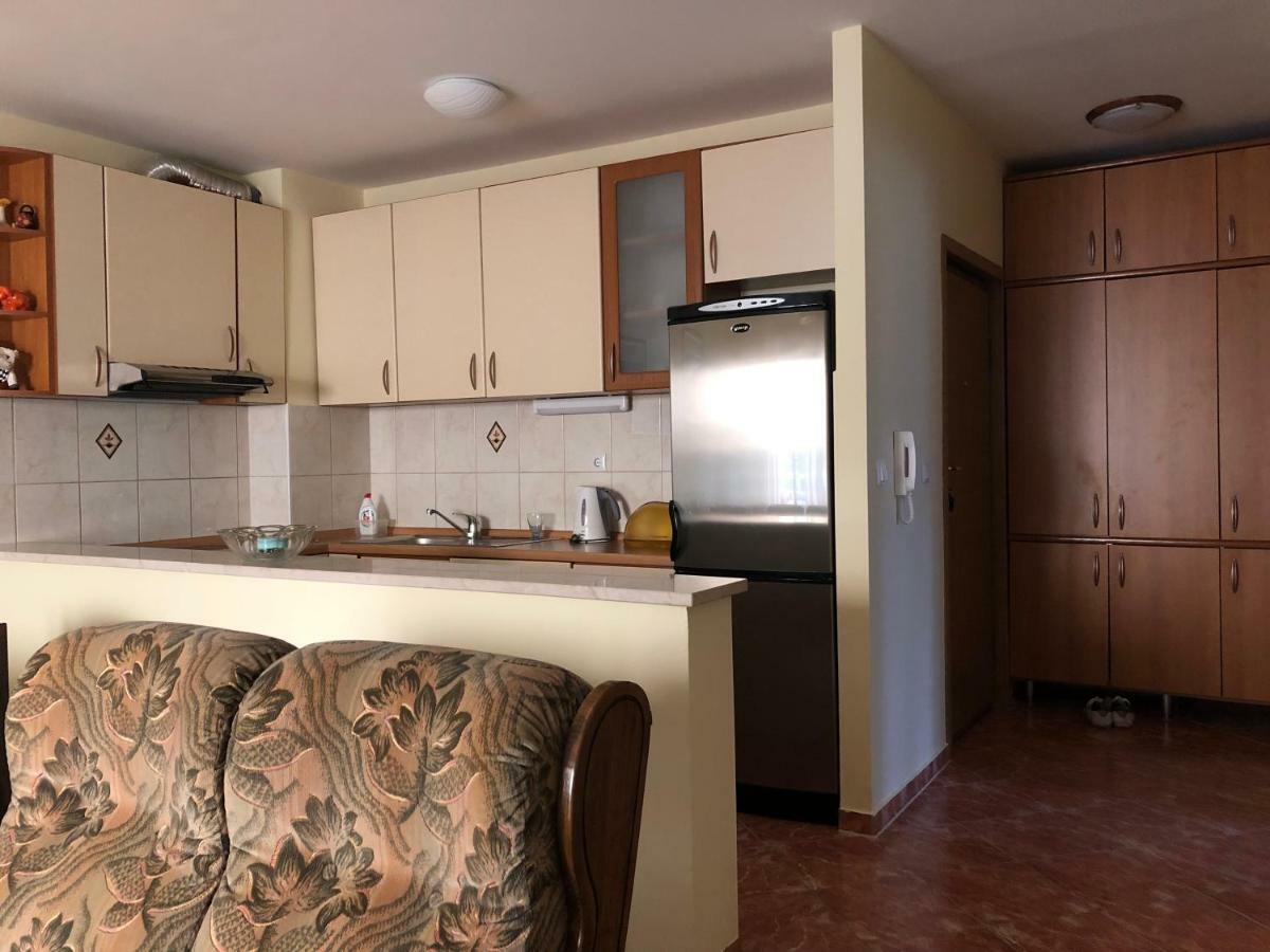 Apartment Sanja Baska Voda Exterior photo